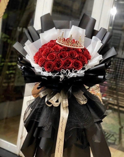 Hoa Sinh Nhật Tone đỏ đen Sang Chảnh