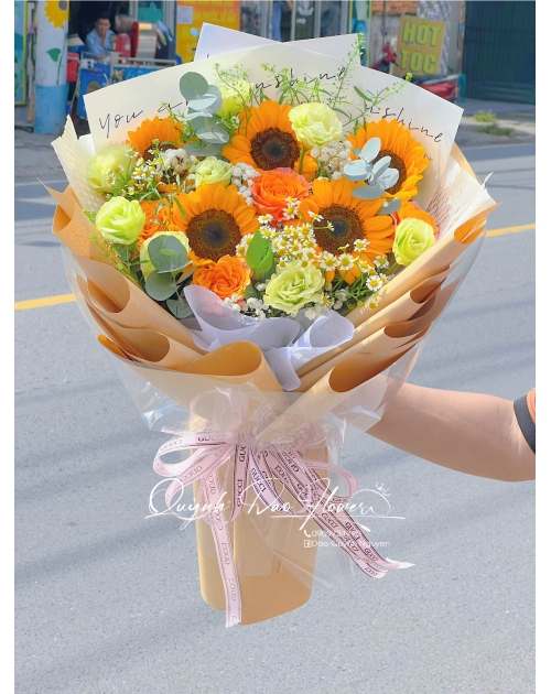Bó hoa hướng dương mix hồng cam