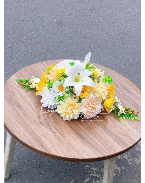 Bát hoa lụa để bàn thủ Đức 