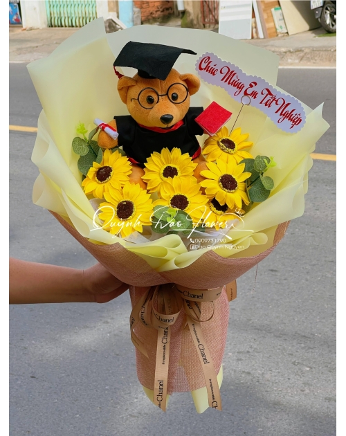 Bó hoa gấu tốt nghiệp thủ Đức 