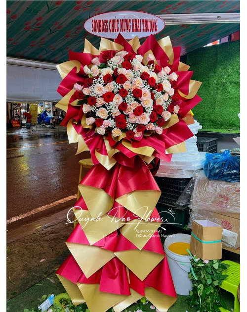Kệ hoa chào mừng năm học mới 