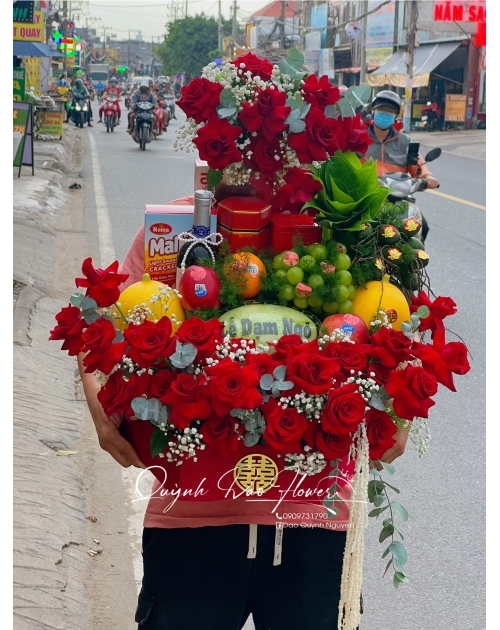 Lễ dạm ngõ màu đỏ 