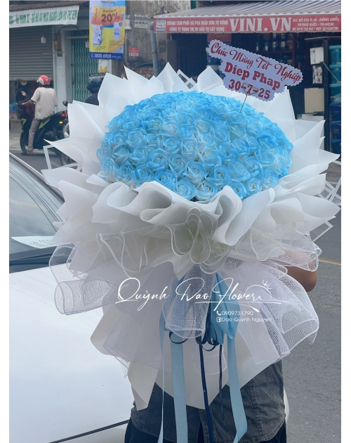 Bó hoa sáp xanh dương 99 bông
