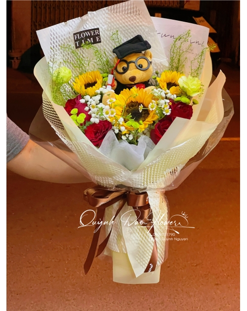Hoa tri ân kèm gấu 