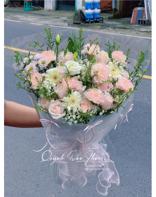 Bó hoa mix tone hồng  linh trung