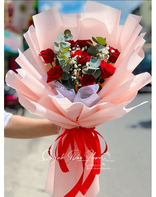 Bó hoa Hồng đỏ nhỏ xinh