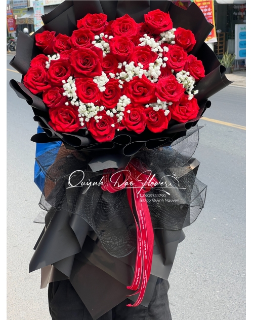 Bó hoa đỏ to 8/3