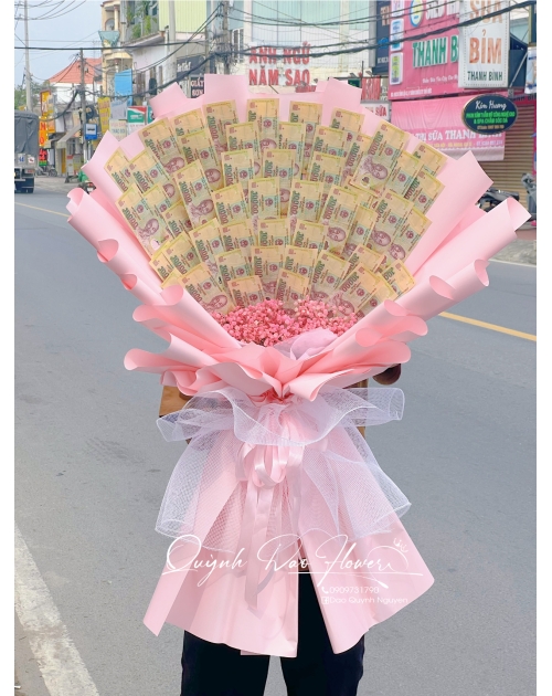 Bó hoa tiền 50 tờ 10 k to đẹp 