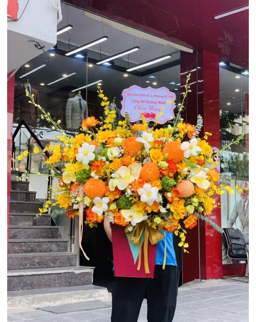 Giỏ hoa khai trương to tại quận 2