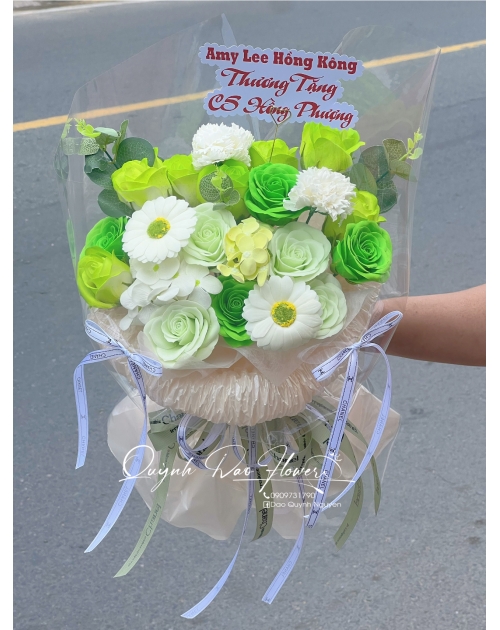 Bó hoa sáp cao cấp xanh lá