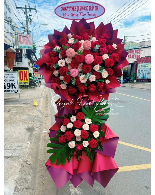 Kệ hoa khai trương tone đỏ quận 12