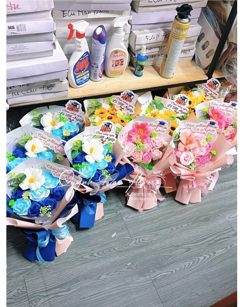 Bó hoa nhỏ tốt nghiệp hcm