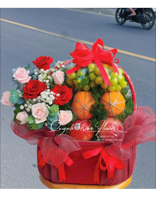 Giỏ trái cây tone đỏ 700k