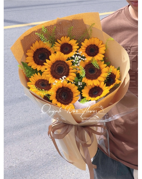 Hoa hướng dương quận 12