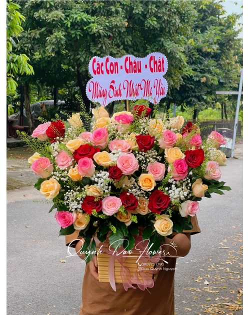 Giỏ hoa tặng sinh nhật mẹ, bà 
