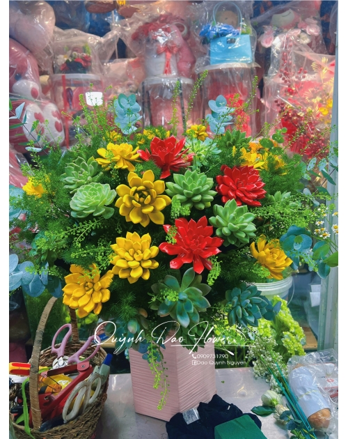 Giỏ hoa sen đá to