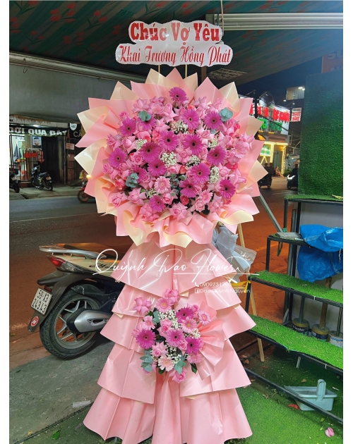 Kệ hoa hồng sen khai trương 