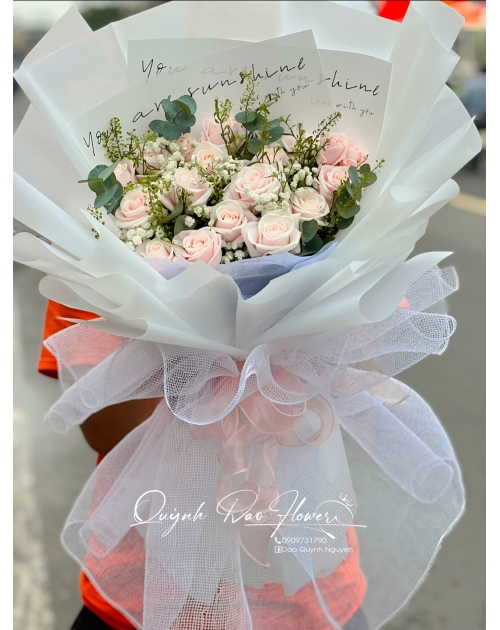 Bó hoa hồng kem to đẹp tại Bình dương 