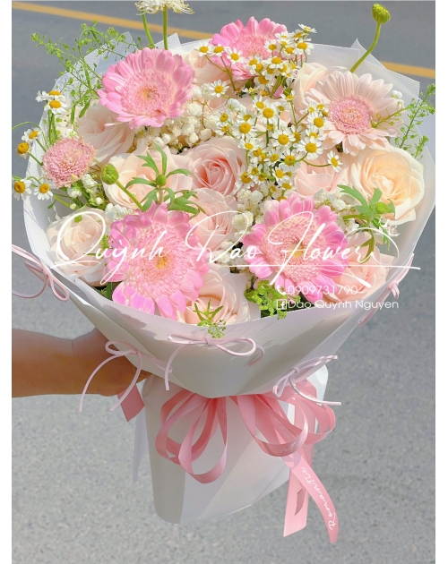 Bó hoa mix kiểu tròn