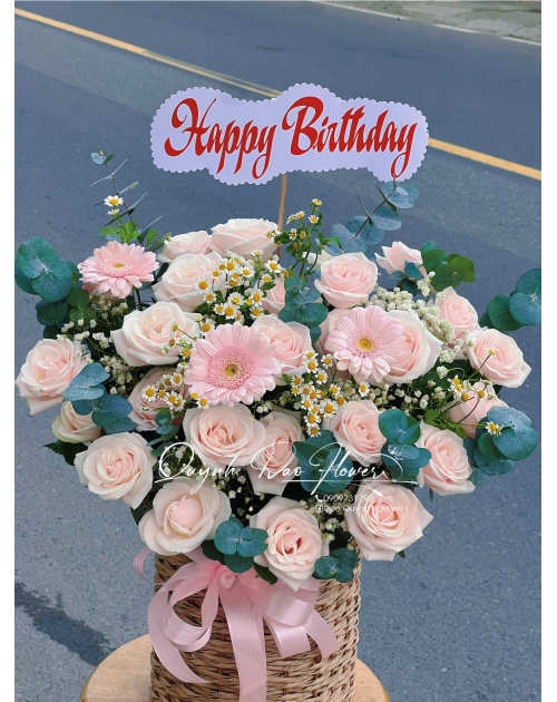 Giỏ hoa hồng kem thủ Đức 