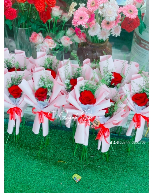 Bó hoa cưới giá rẻ