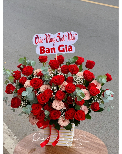Giỏ hoa tặng sinh nhật bạn 