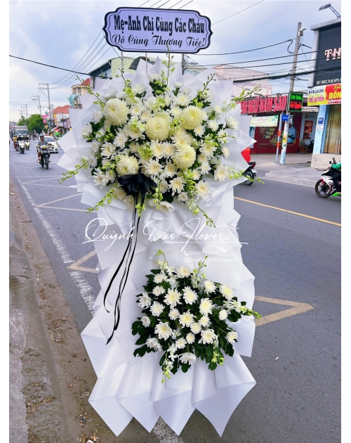 Kệ viếng cúc mẫu đơn quận 12