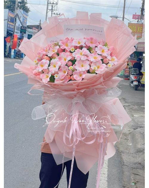 Bó hoa tulip sáp 100 bông