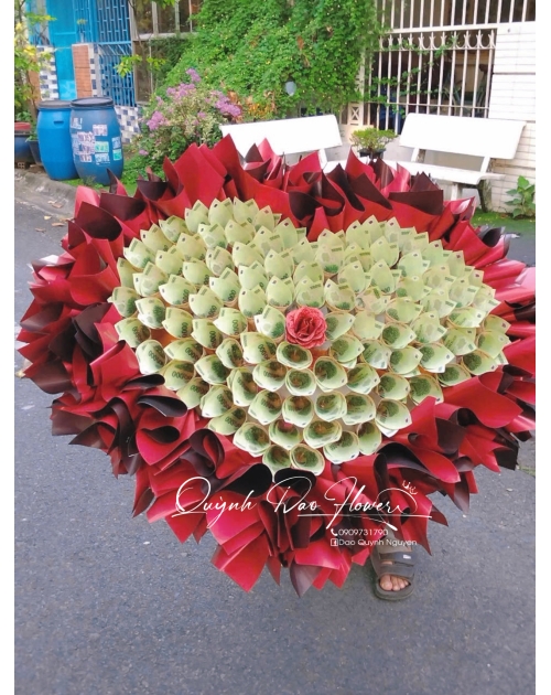 Bó hoa tiền 10 triệu 