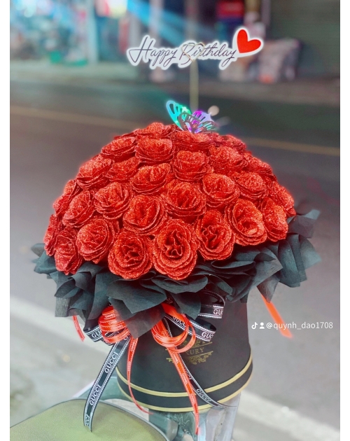 Hộp hoa nhũ tròn sang trọng 