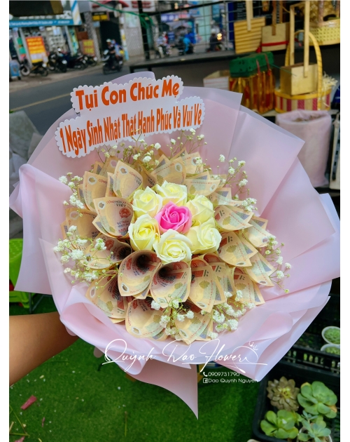 Hoa tiền tặng mẹ