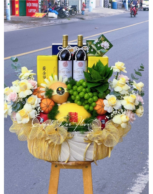 Lễ dạm ngõ màu vàng quận 12