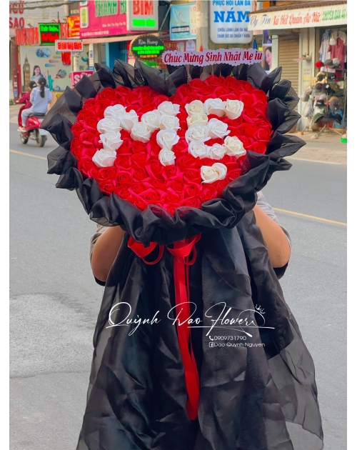 Bó hoa sáp chữ mẹ 
