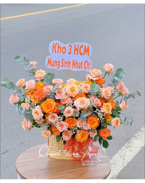 Giỏ hoa mừng sinh nhật chị , chợ đầu mối Thủ Đức 