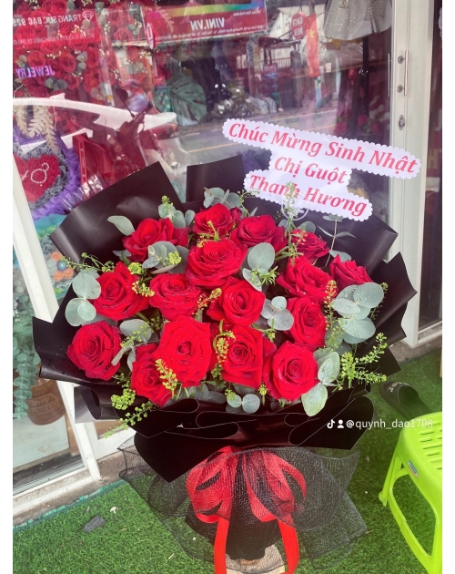 Hoa tươi dự tiệc sinh nhật 