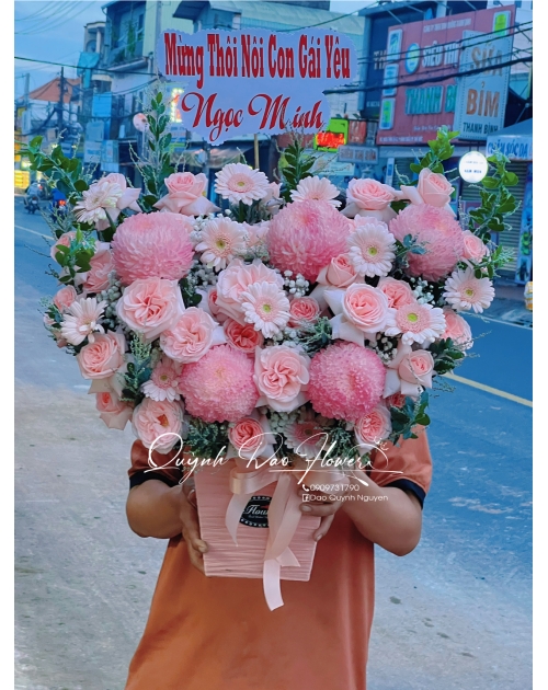 Giỏ hoa mẫu đơn paster