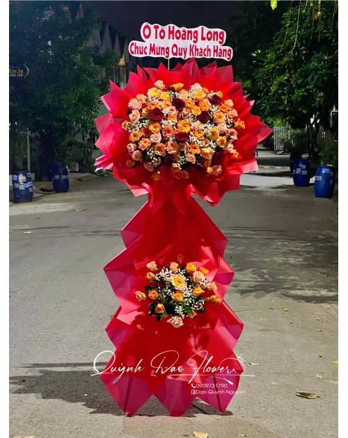 Kệ khai trương đỏ