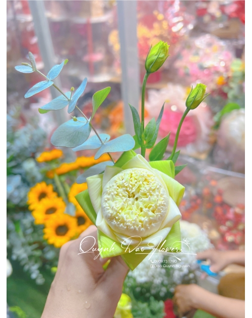 Bó hoa cưới hoa sen tại bình dương 
