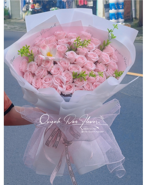 Bó hoa cao cấp 50 bông Tone paster 