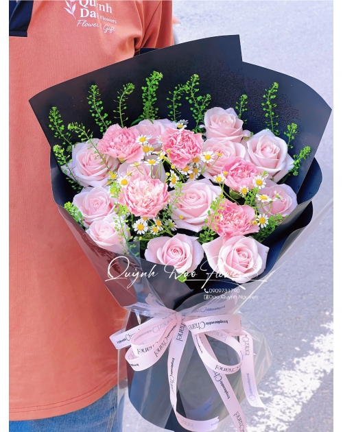 Bó hoa hồng kem tam bình