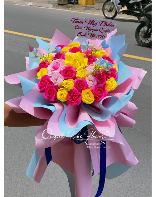 Hoa mix nhiều màu rực rỡ