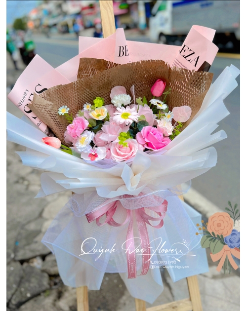 Bó hoa sáp mix cao cấp tone hồng 
