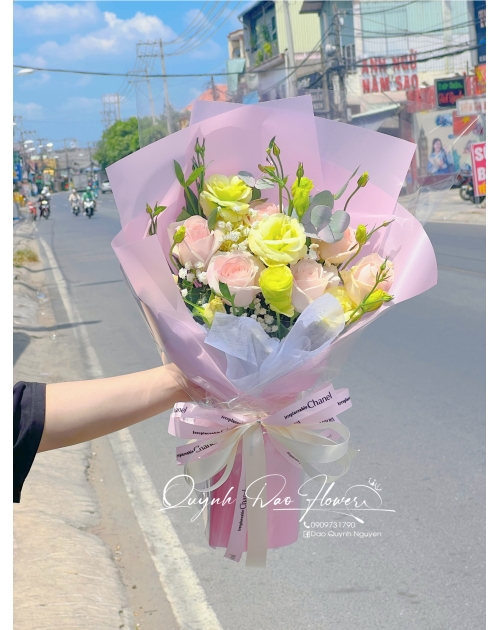 Bó hoa hồng mix tặng đồng nghiệp 