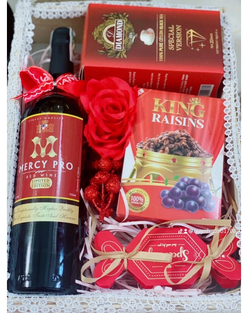 Khay quà Tết đẹp rẻ
