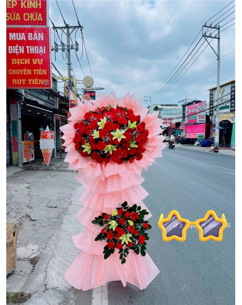 Kệ khai trương tone đỏ to đẹp 