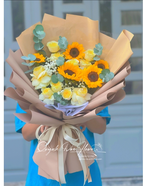 Bó hoa hướng dương tặng bạn tốt nghiệp 