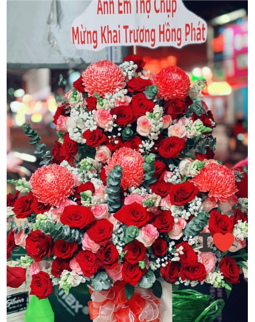 Kệ hoa khai trương 2 tầng sang trọng, shop hoa gần nhất, Thủ Đức, Bình Hoà, Thuận An, Bình Dương 