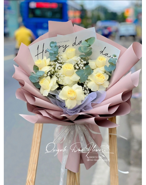 Bó hoa hồng vàng tặng tốt nghiệp 