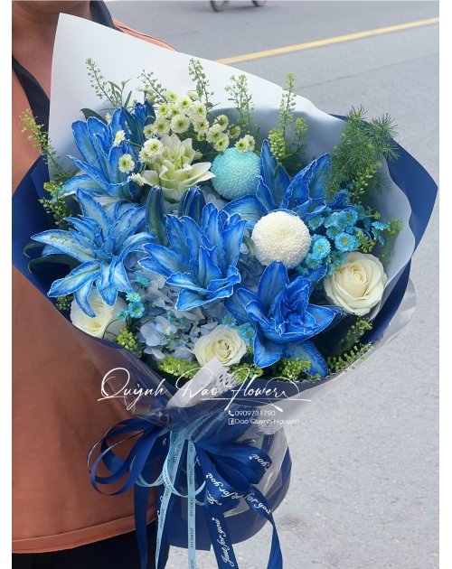Bó hoa ly kép xanh dương thủ Đức hcm