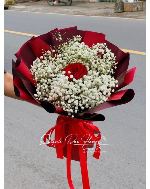 Bó hoa baby kèm 1 bông hoa hồng 